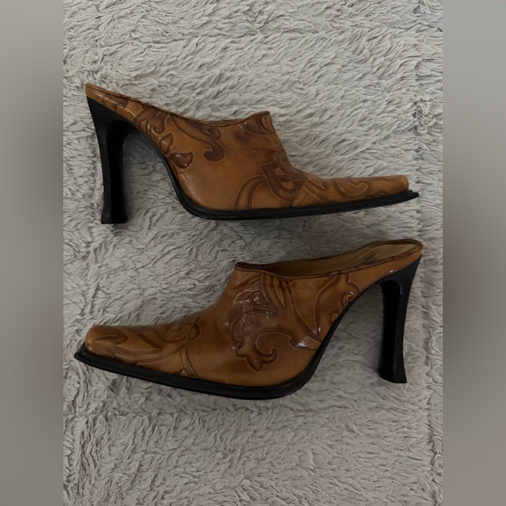 Skechers by Michelle K Tooled/Stamped Brown Tan Western Leather Mules w/ 4” Heel
